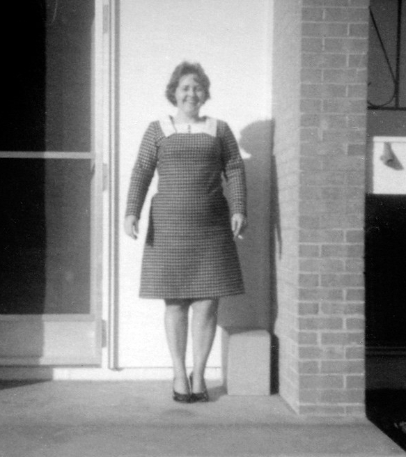 Rose lane Janice out front_1