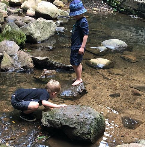 56564640_274079150163746_3503111792560776135_n