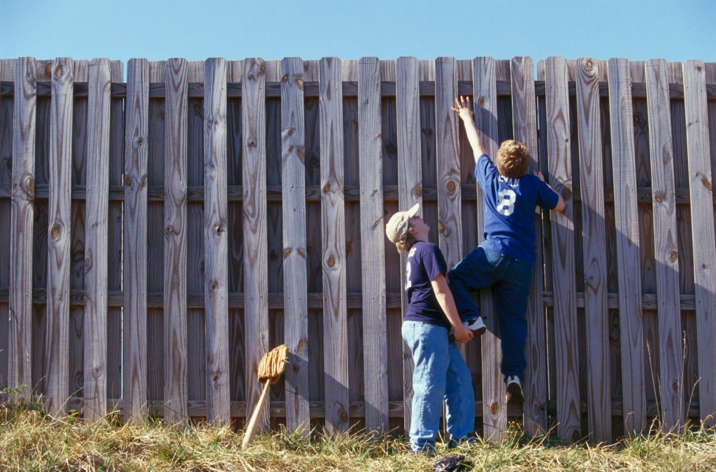 kids-climbing-a-fence-1024x676.jpg